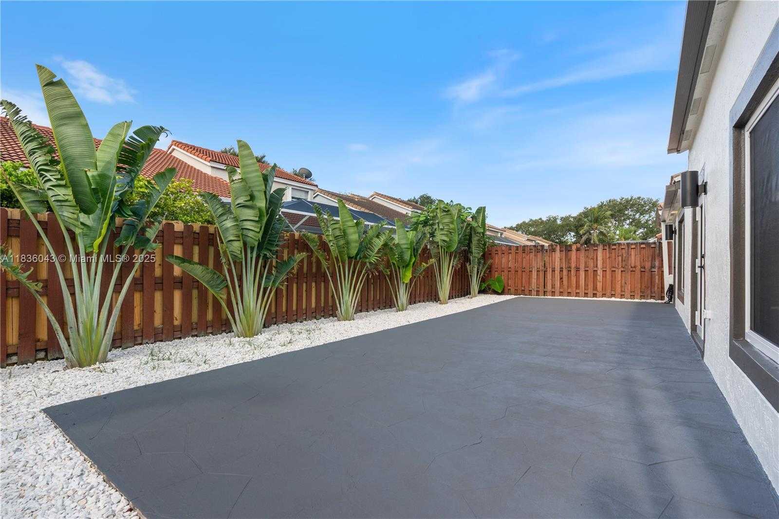 Small Image of 10204 CARACAS ST, Cooper City Number 23