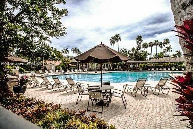 Small Image of 10204 CARACAS ST, Cooper City Number 27
