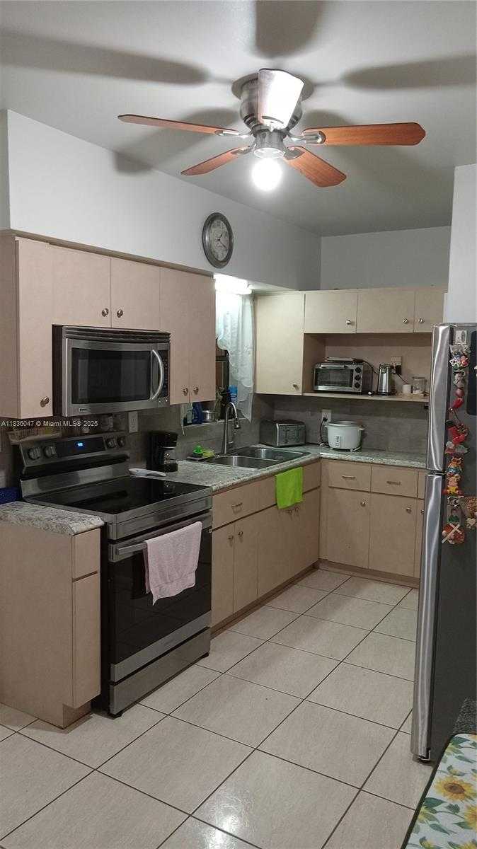 Small Image of 2951 NORTH WEST 151ST TER, Miami Gardens Number 10