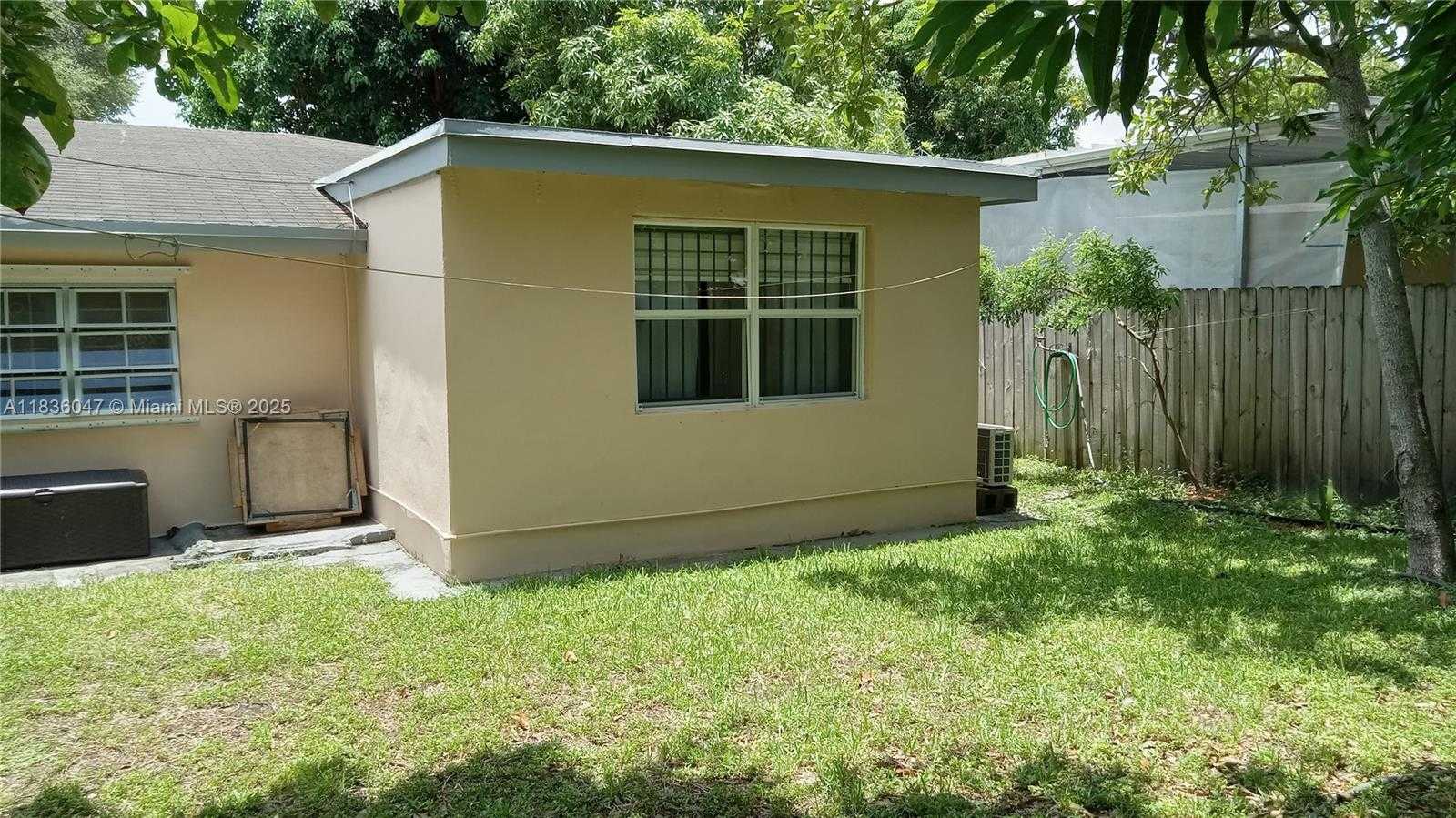 Small Image of 2951 NORTH WEST 151ST TER, Miami Gardens Number 28