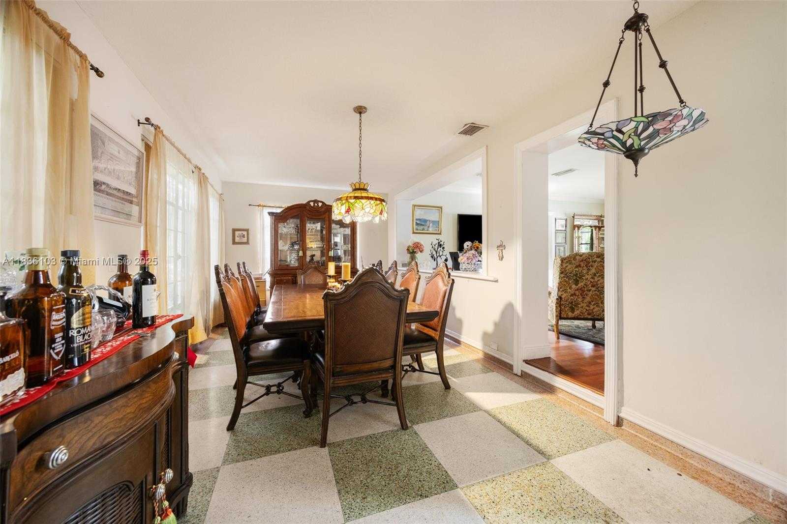Small Image of 811 SOUTH WEST 25TH RD, Miami Number 10