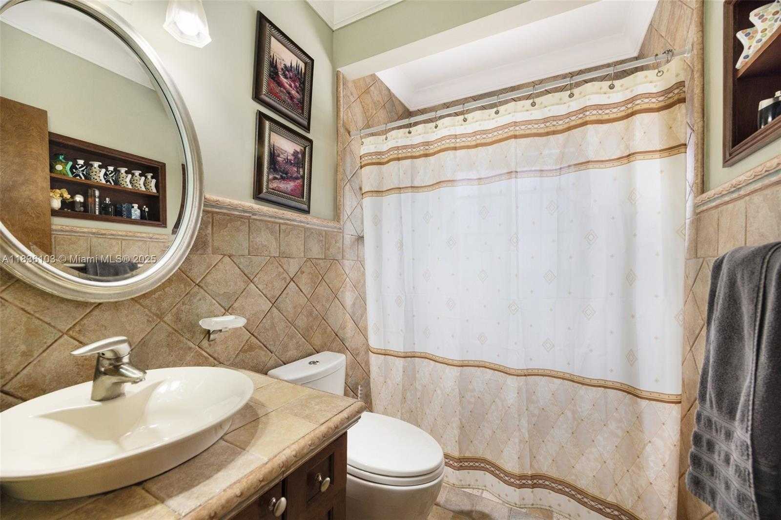 Small Image of 811 SOUTH WEST 25TH RD, Miami Number 19