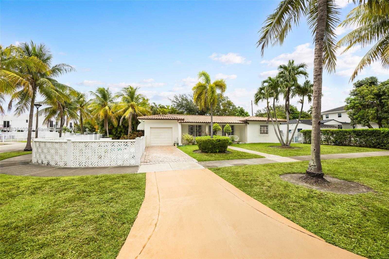 Small Image of 811 SOUTH WEST 25TH RD, Miami Number 2