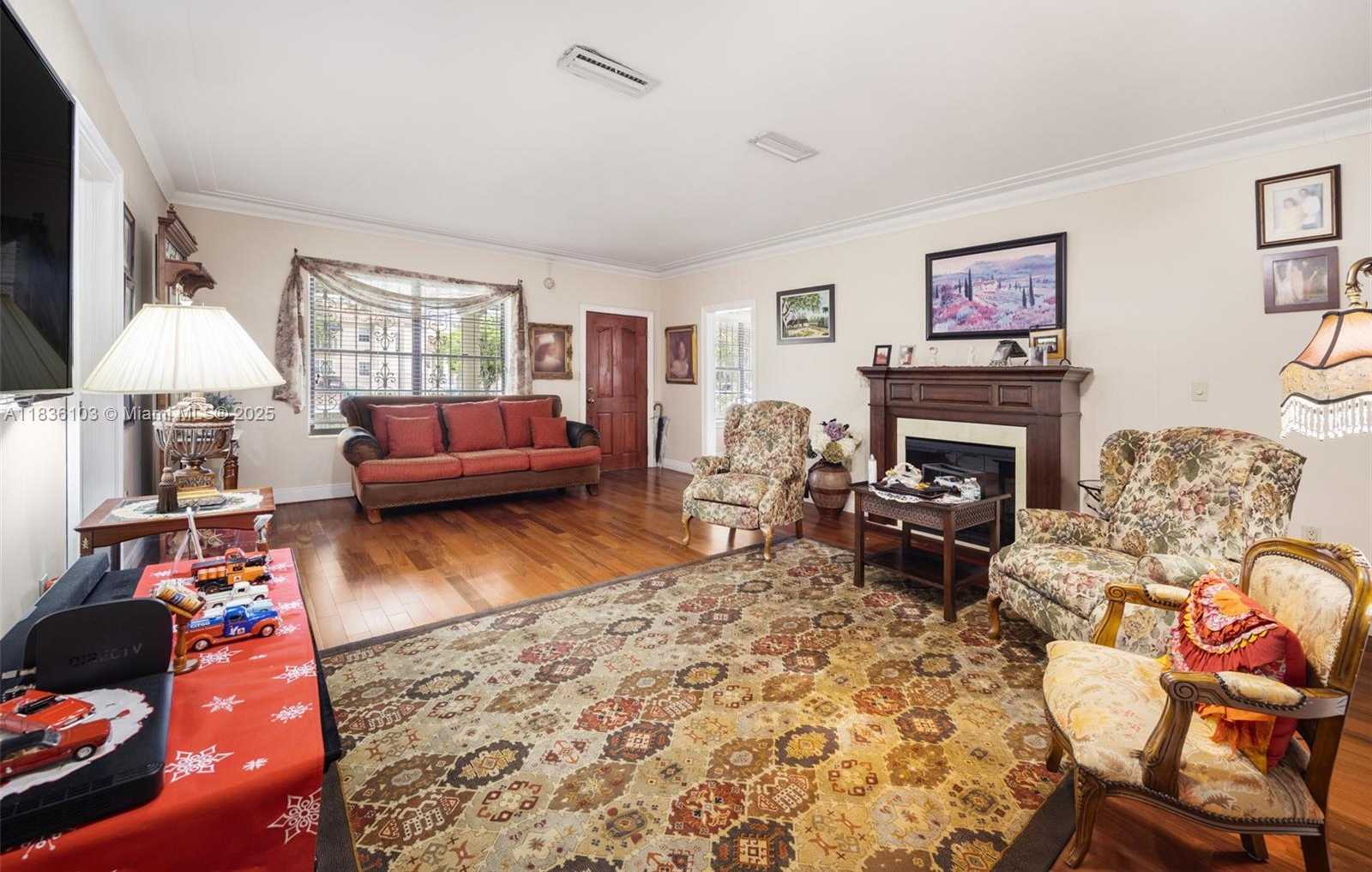Small Image of 811 SOUTH WEST 25TH RD, Miami Number 6
