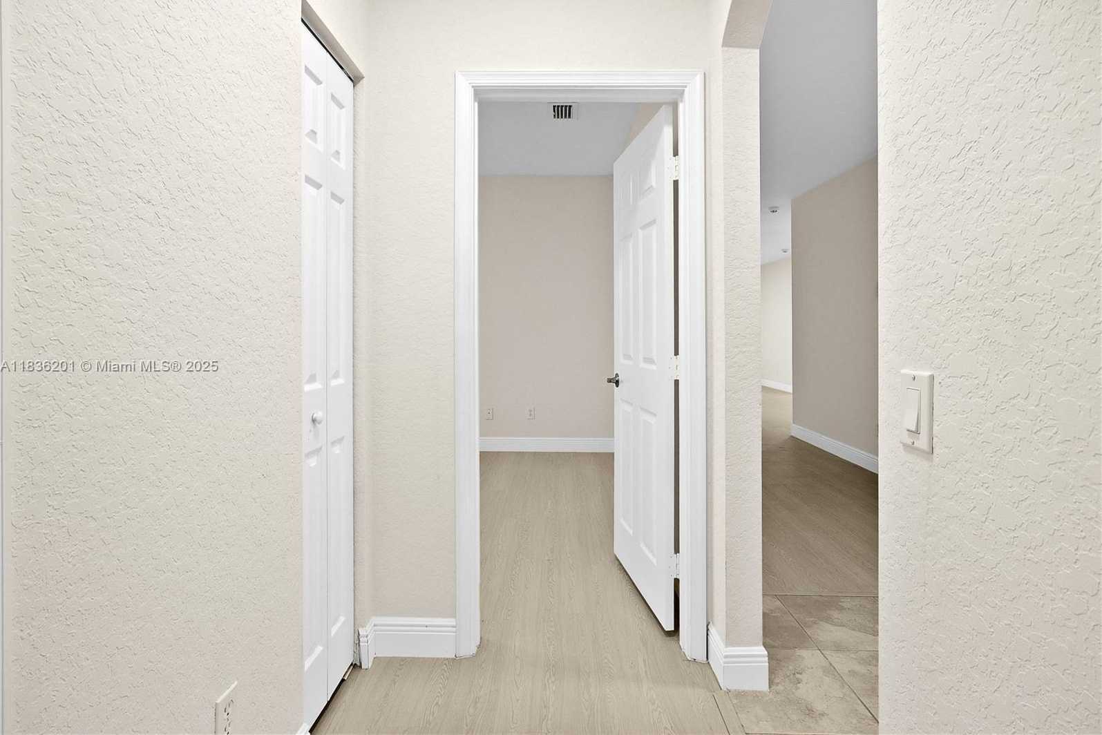Small Image of 798 QUARTZ TER, West Palm Beach Number 10