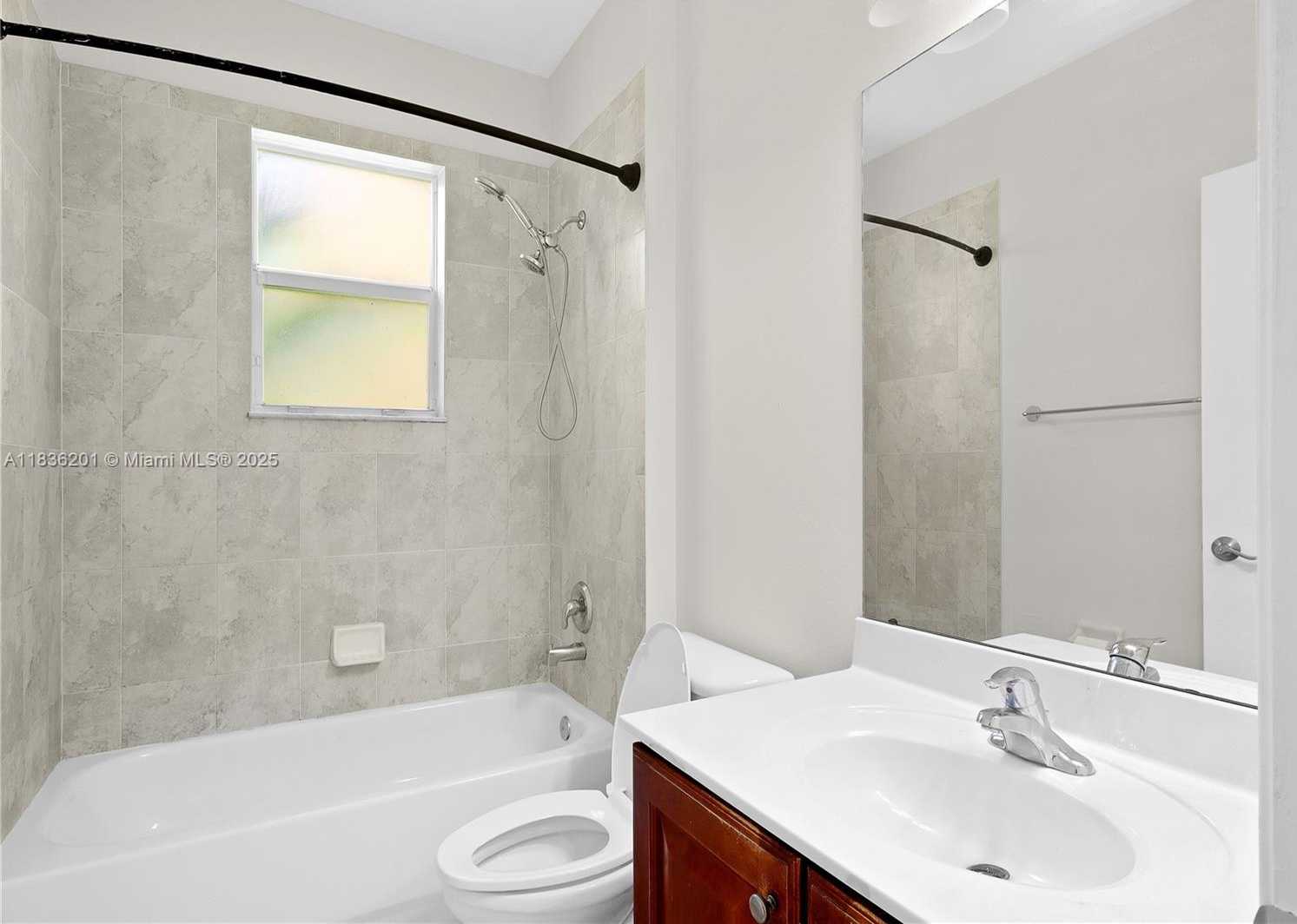 Small Image of 798 QUARTZ TER, West Palm Beach Number 16
