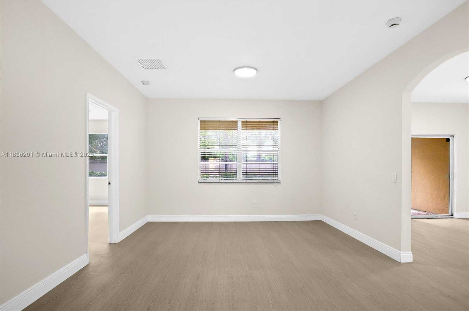 Small Image of 798 QUARTZ TER, West Palm Beach Number 26