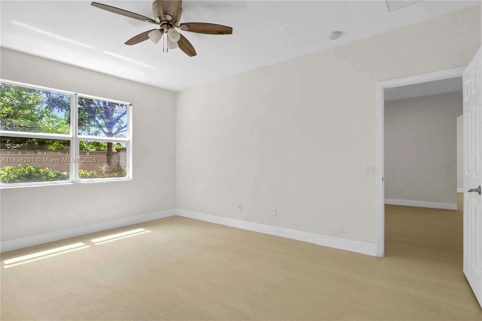 Small Image of 798 QUARTZ TER, West Palm Beach Number 42