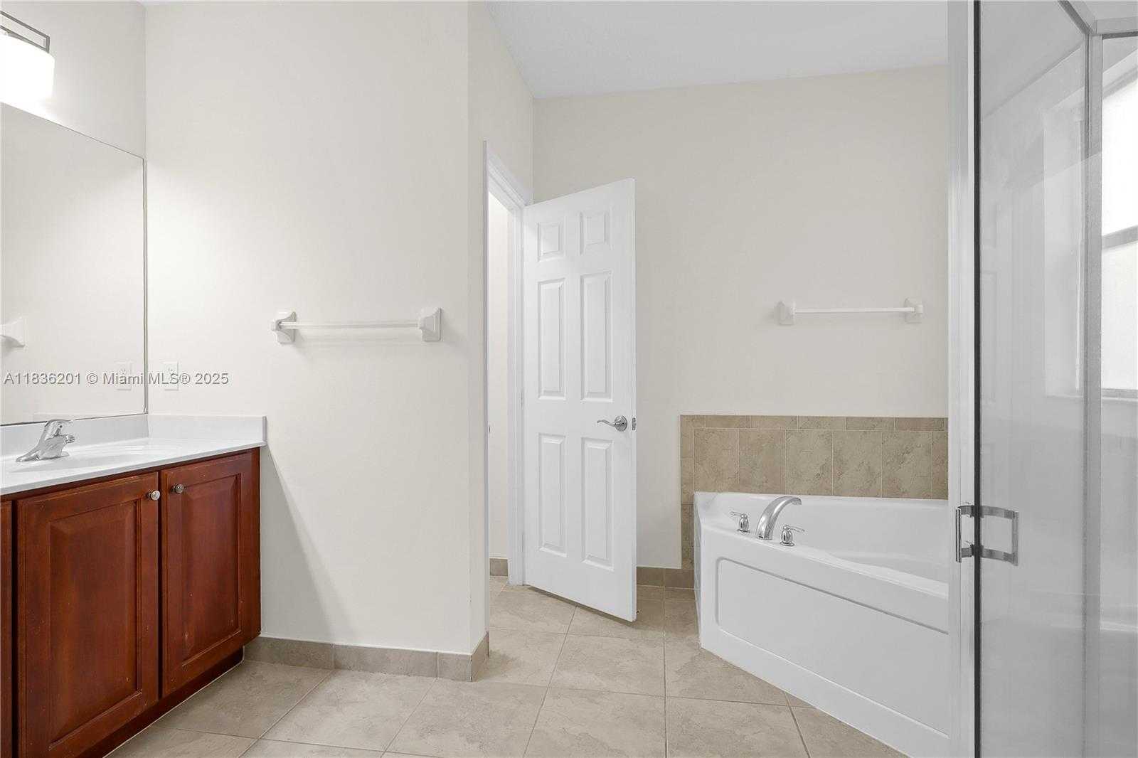 Small Image of 798 QUARTZ TER, West Palm Beach Number 50