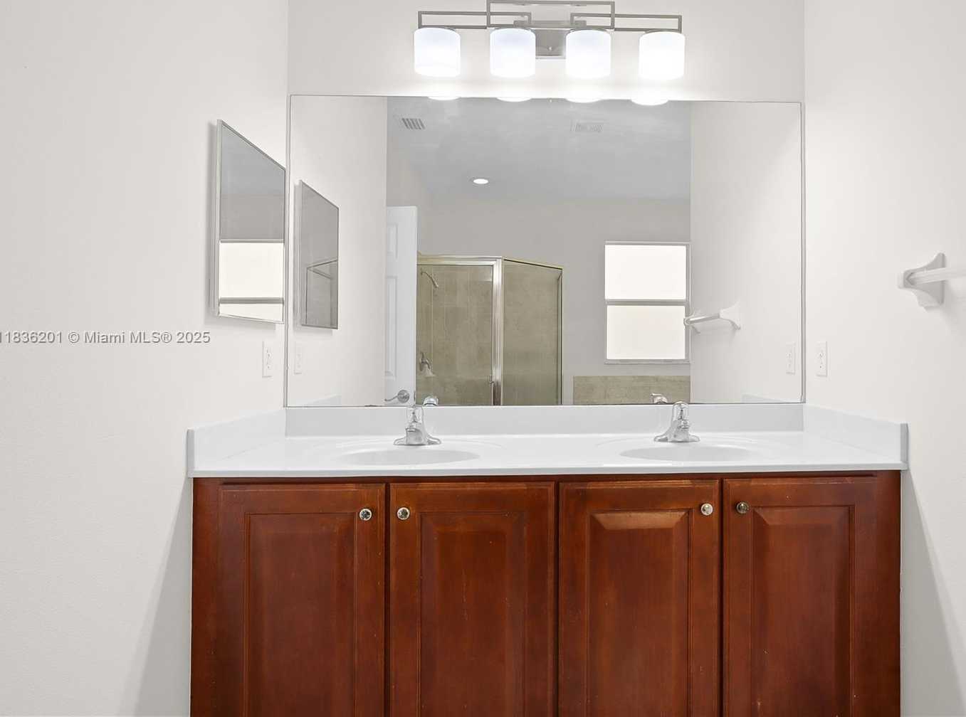 Small Image of 798 QUARTZ TER, West Palm Beach Number 57