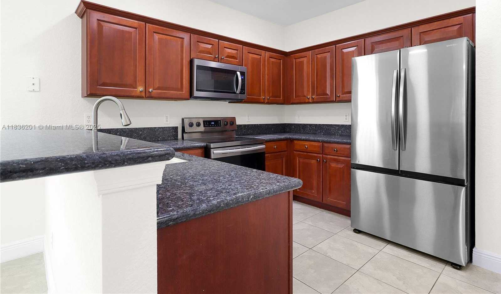 Small Image of 798 QUARTZ TER, West Palm Beach Number 70
