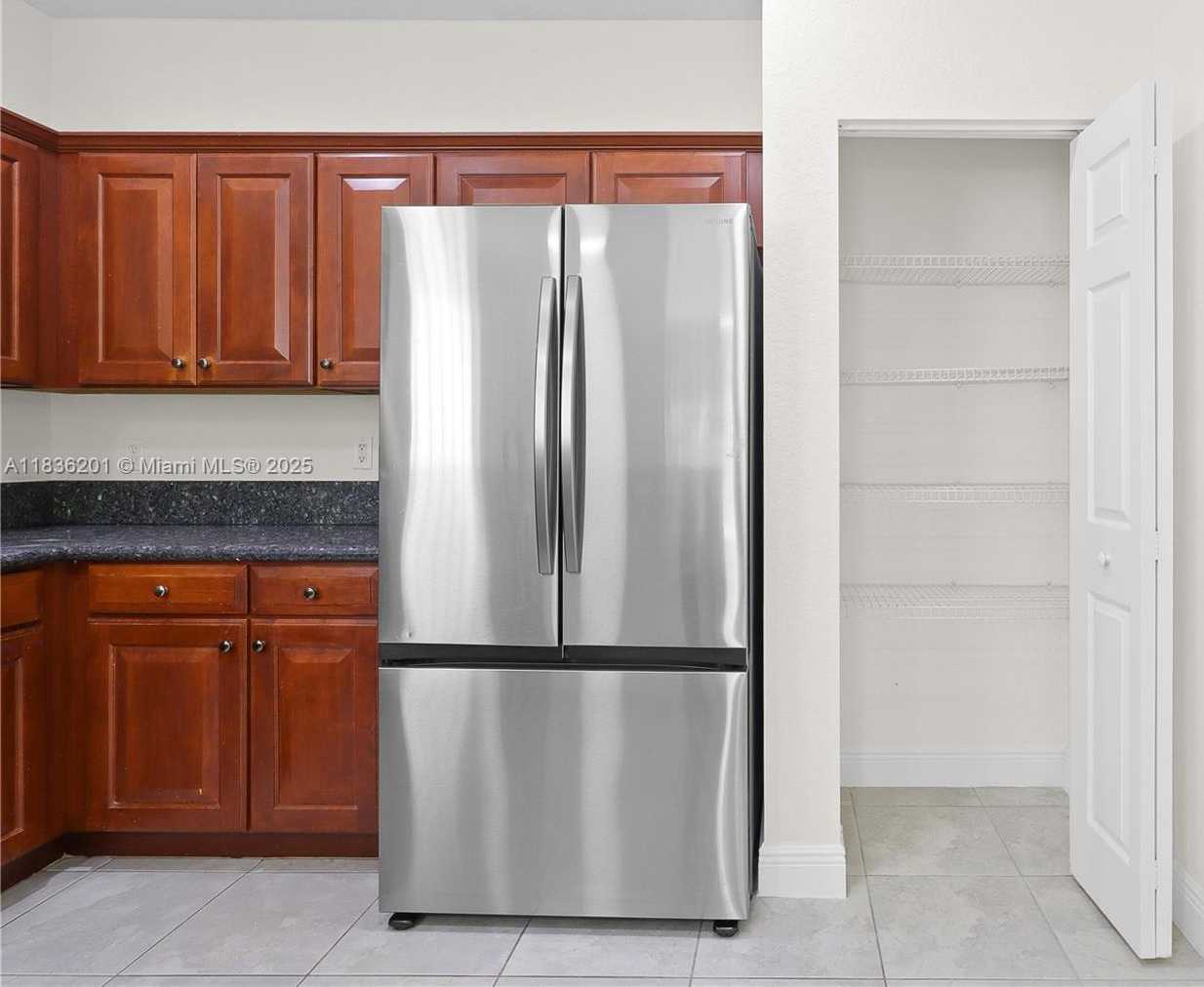 Small Image of 798 QUARTZ TER, West Palm Beach Number 75