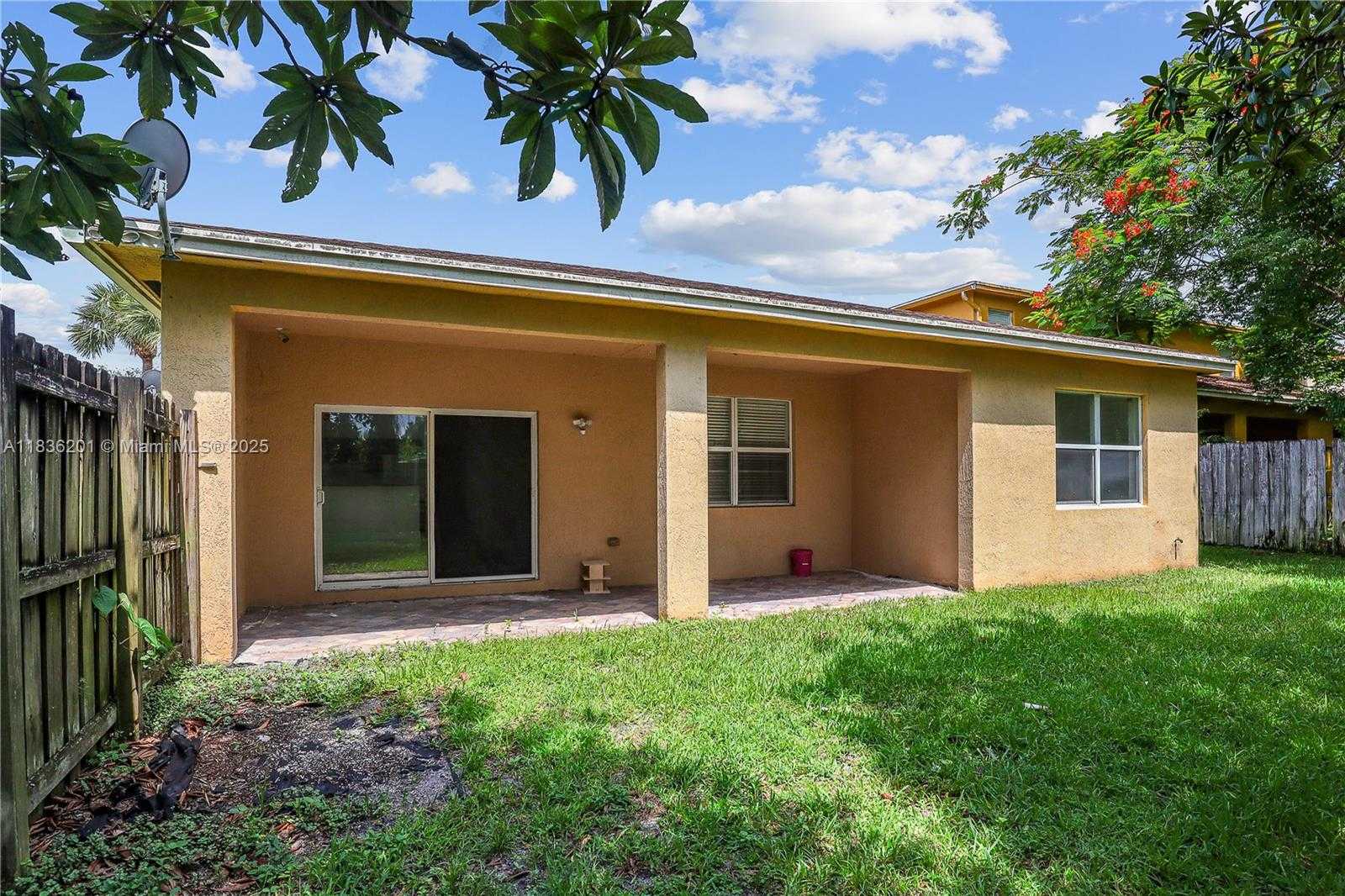 Small Image of 798 QUARTZ TER, West Palm Beach Number 87