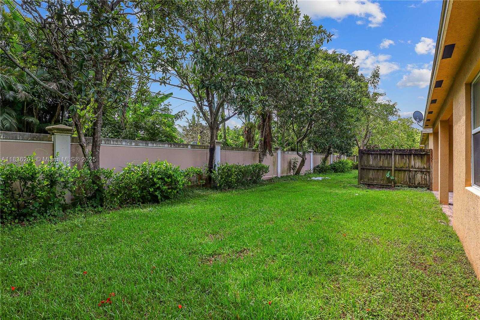 Small Image of 798 QUARTZ TER, West Palm Beach Number 89