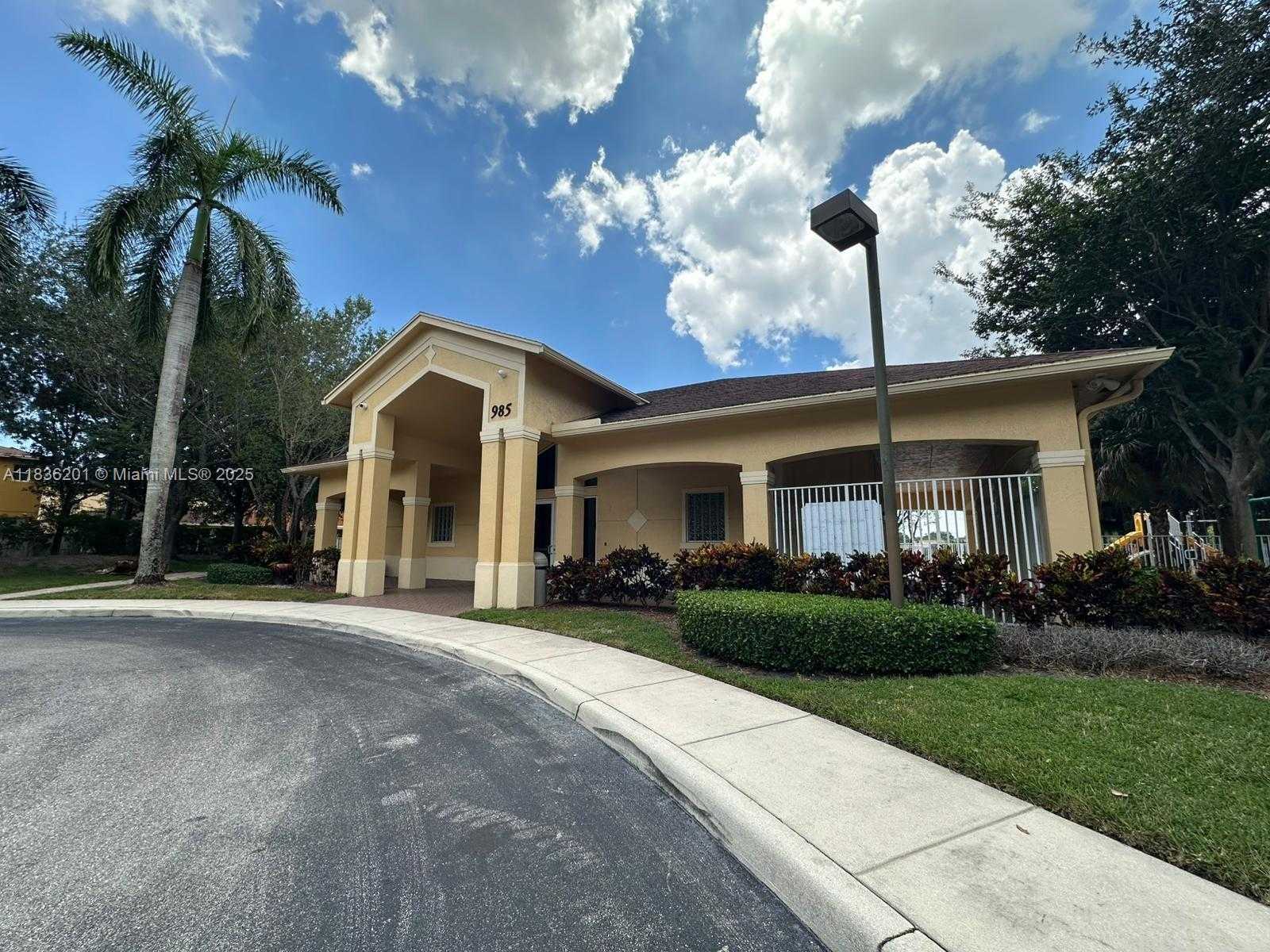 Small Image of 798 QUARTZ TER, West Palm Beach Number 97