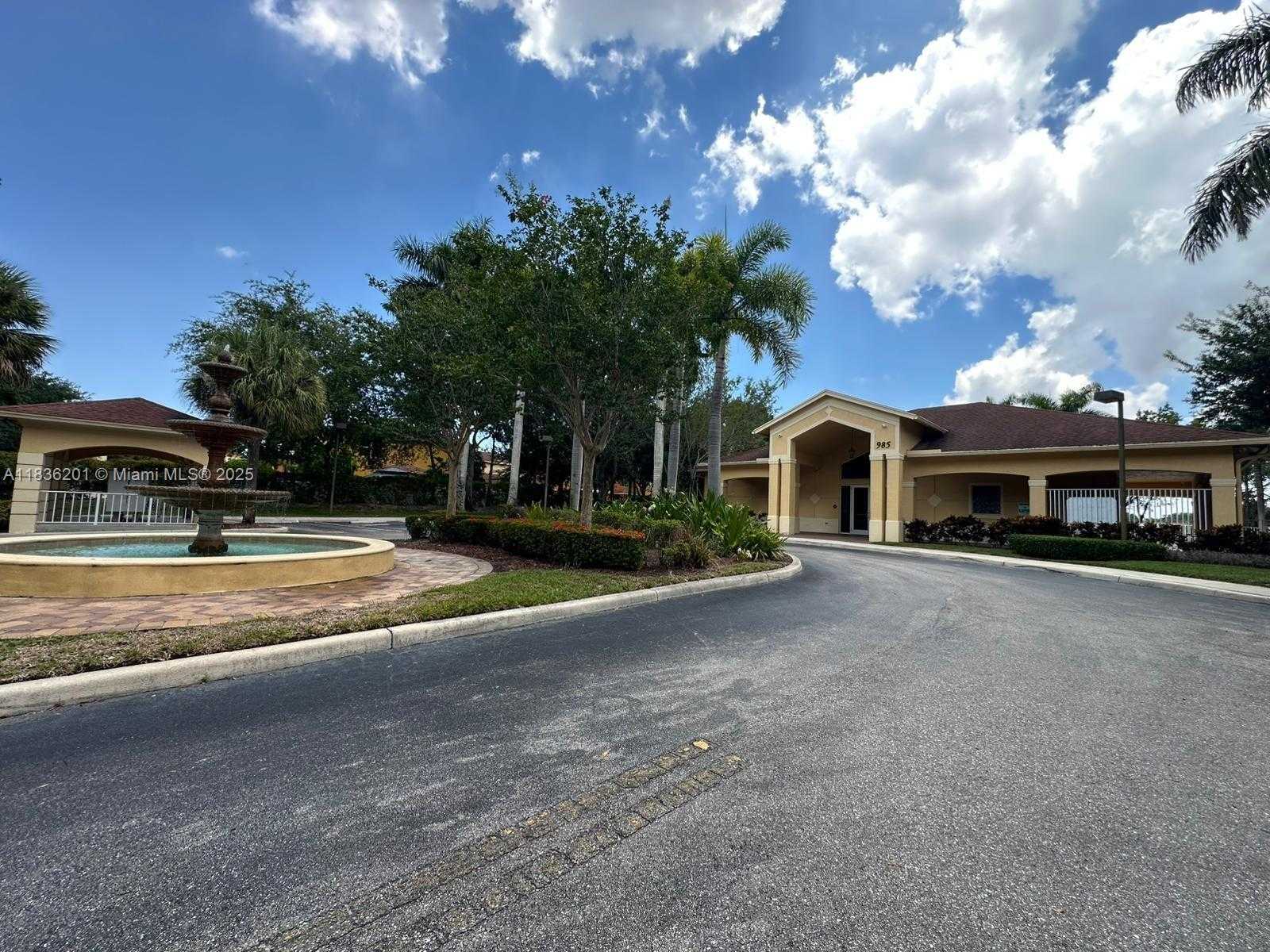 Small Image of 798 QUARTZ TER, West Palm Beach Number 98