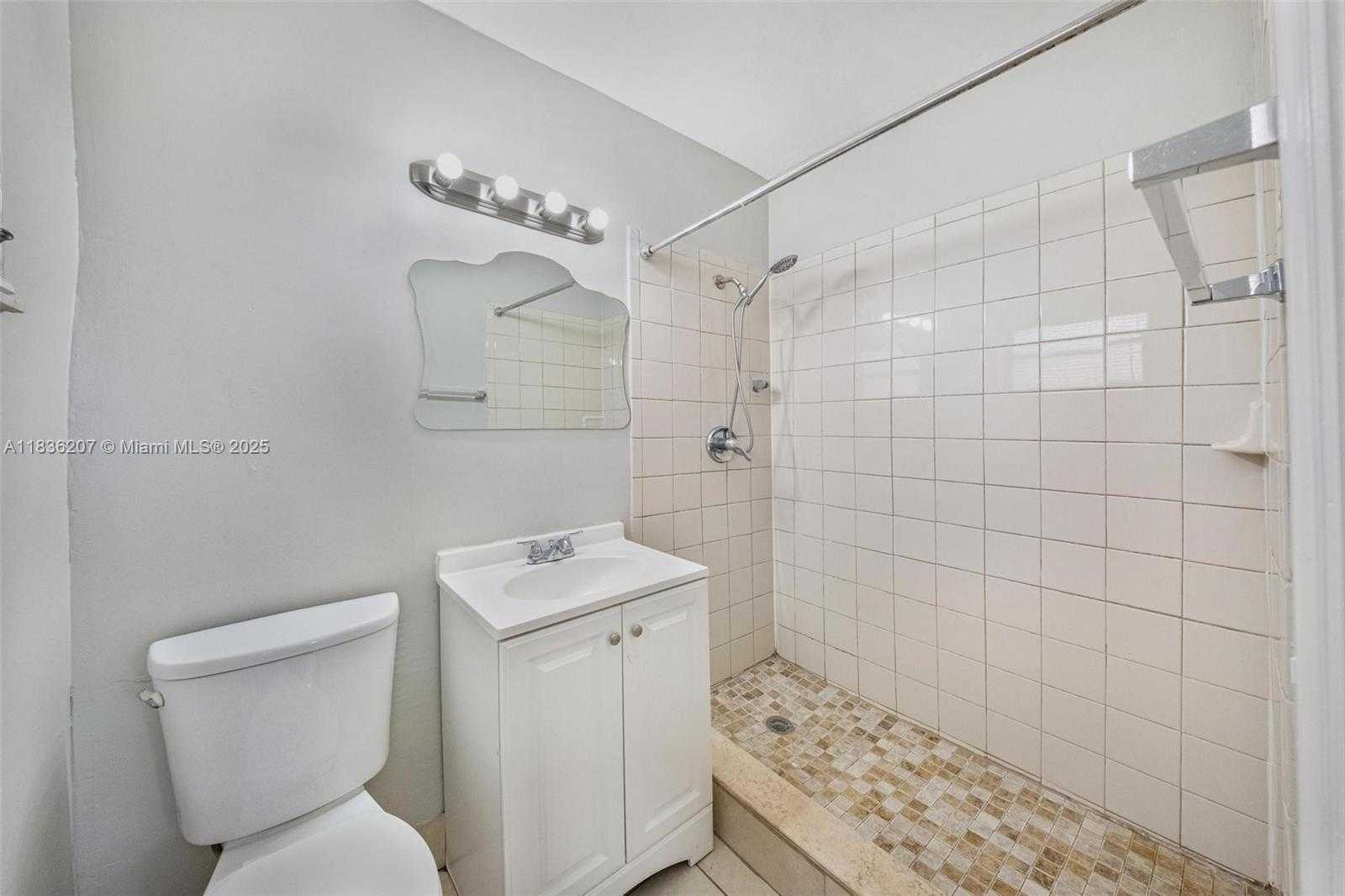 Small Image of 7521 INDIGO ST, Miramar Number 30