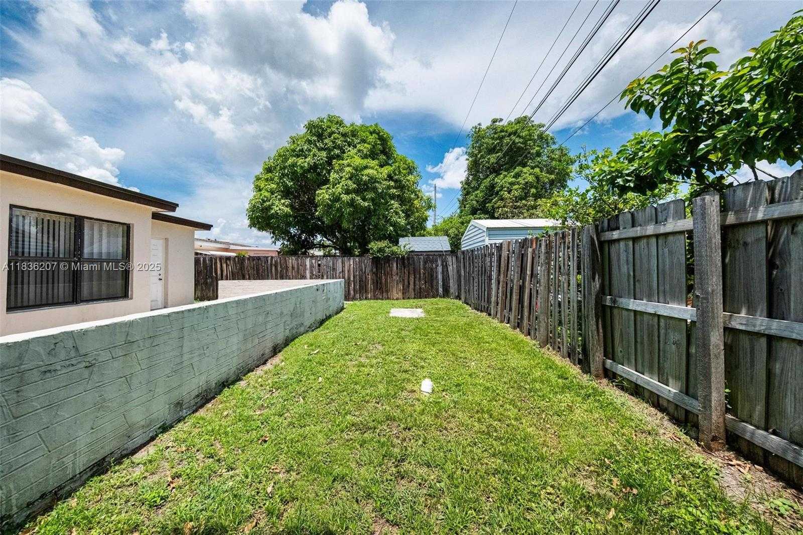 Small Image of 7521 INDIGO ST, Miramar Number 33