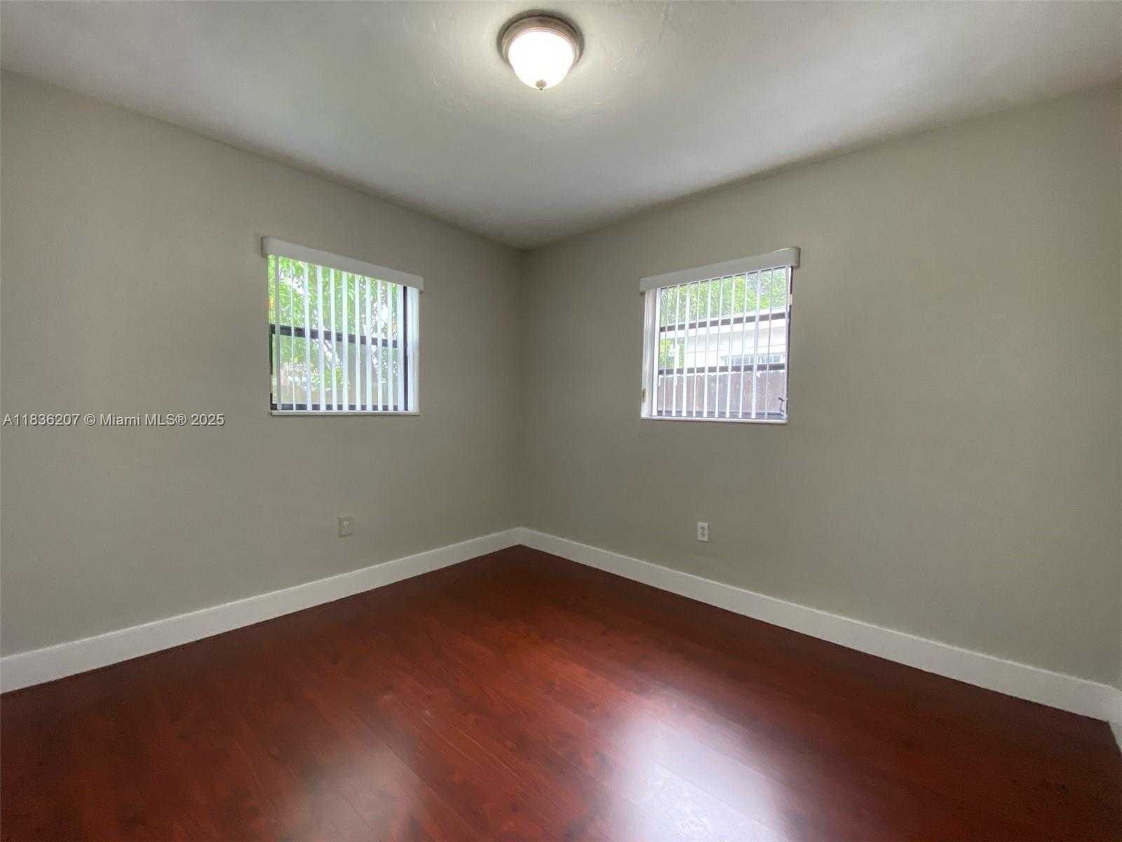 Small Image of 7521 INDIGO ST, Miramar Number 8