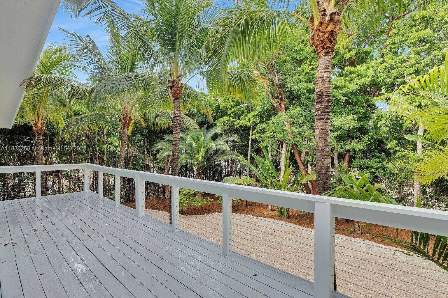 Small Image of 81975 OLD HWY, Islamorada Number 12