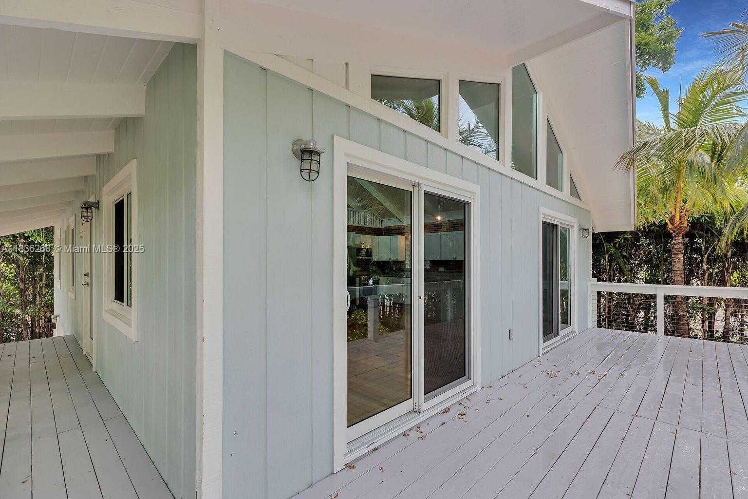 Small Image of 81975 OLD HWY, Islamorada Number 13