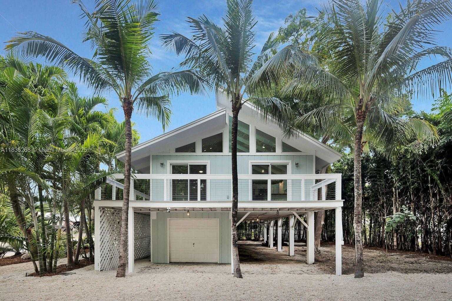 Small Image of 81975 OLD HWY, Islamorada Number 24