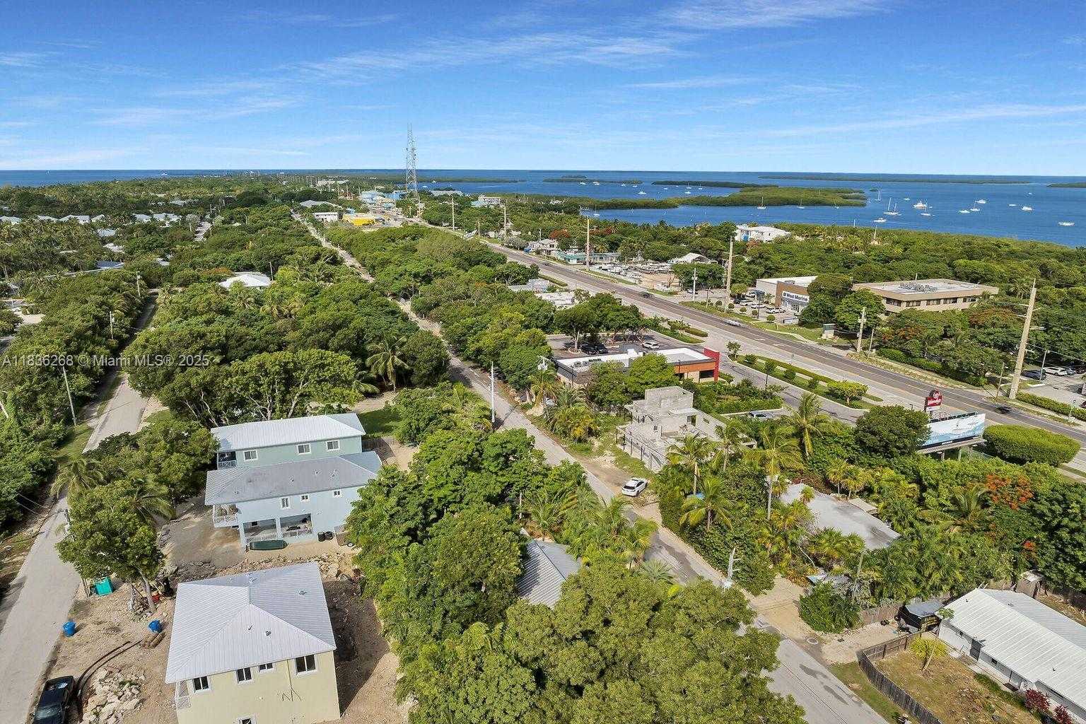 Small Image of 81975 OLD HWY, Islamorada Number 26