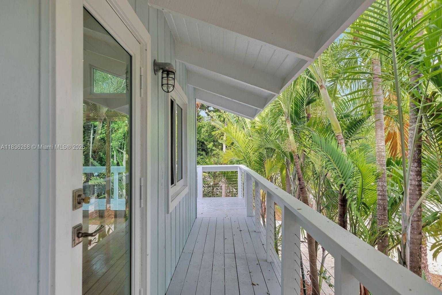 Small Image of 81975 OLD HWY, Islamorada Number 4