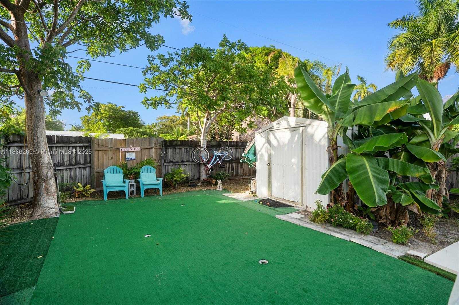 Small Image of 1611 MAYO STREEET, Hollywood Number 28