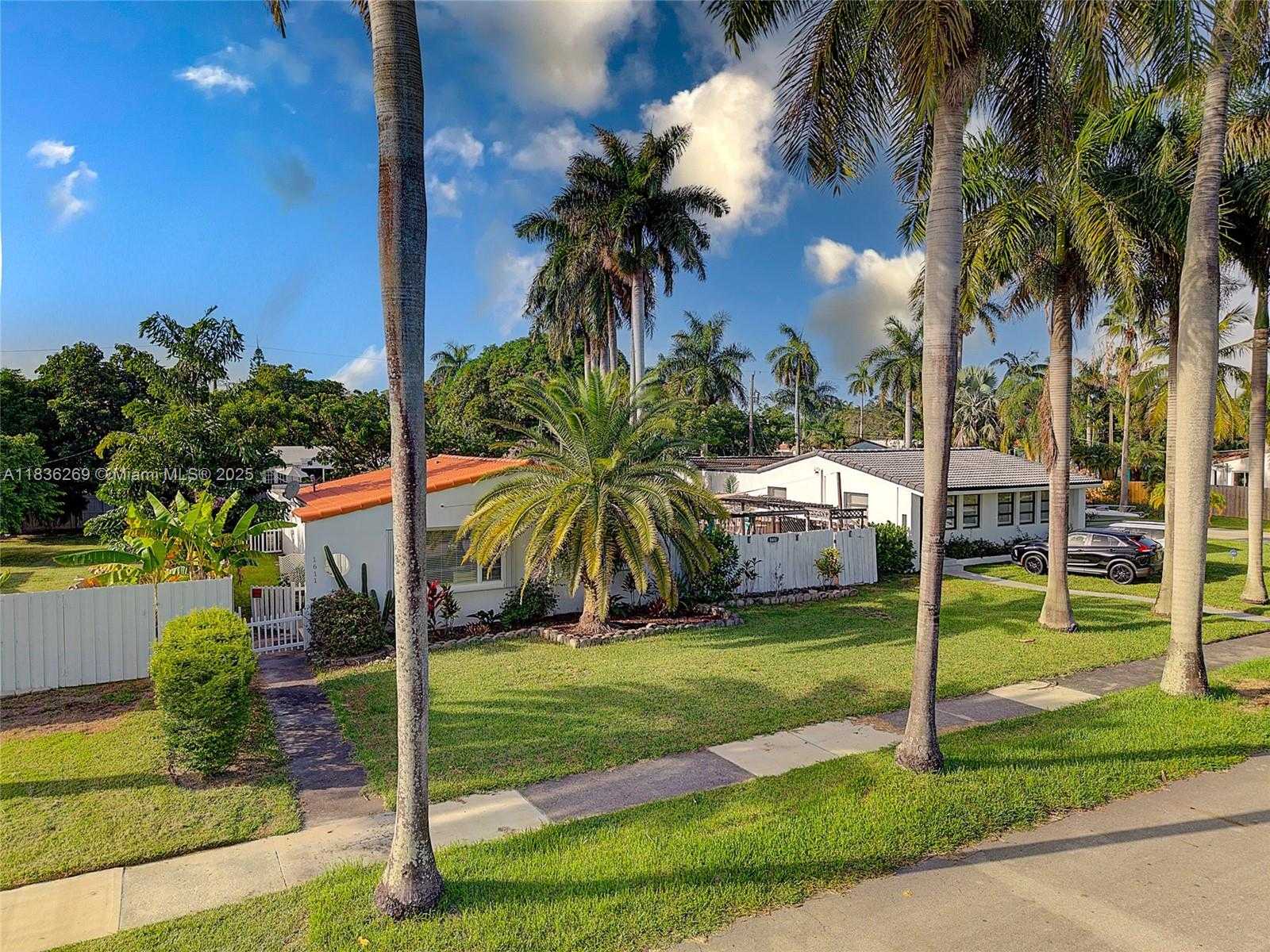 Small Image of 1611 MAYO STREEET, Hollywood Number 32