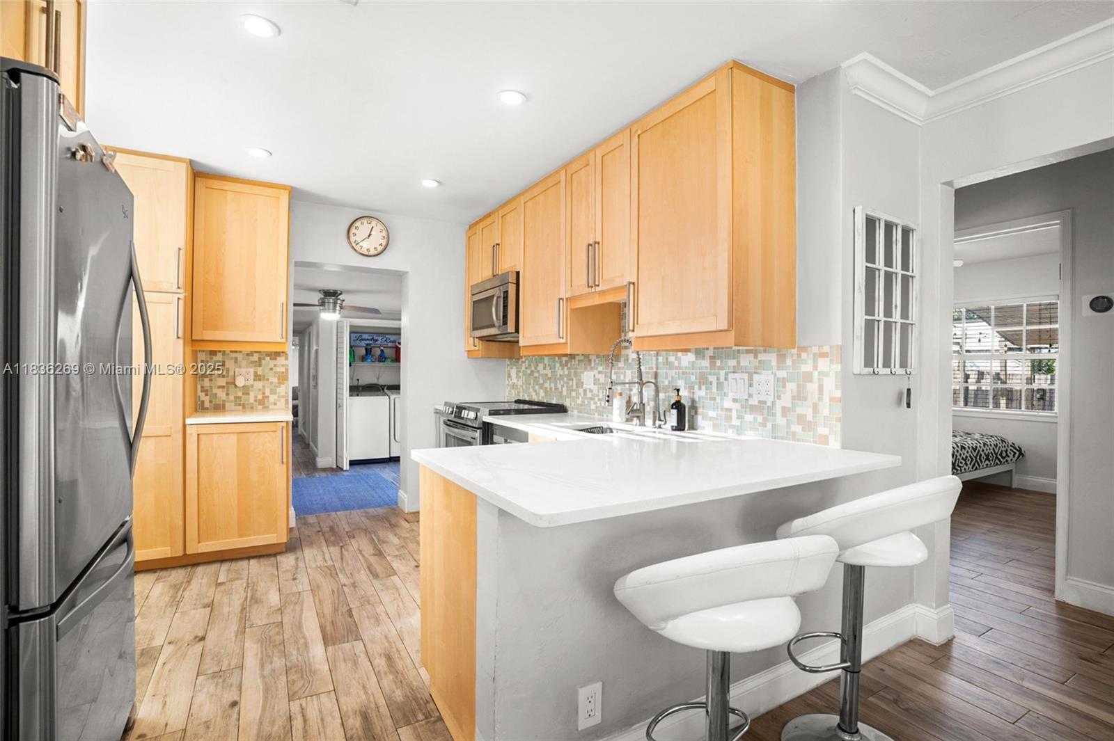 Small Image of 1611 MAYO STREEET, Hollywood Number 5