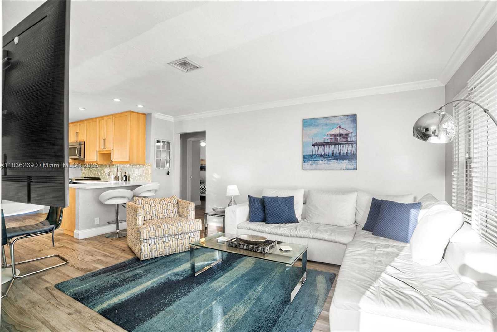 Small Image of 1611 MAYO STREEET, Hollywood Number 6
