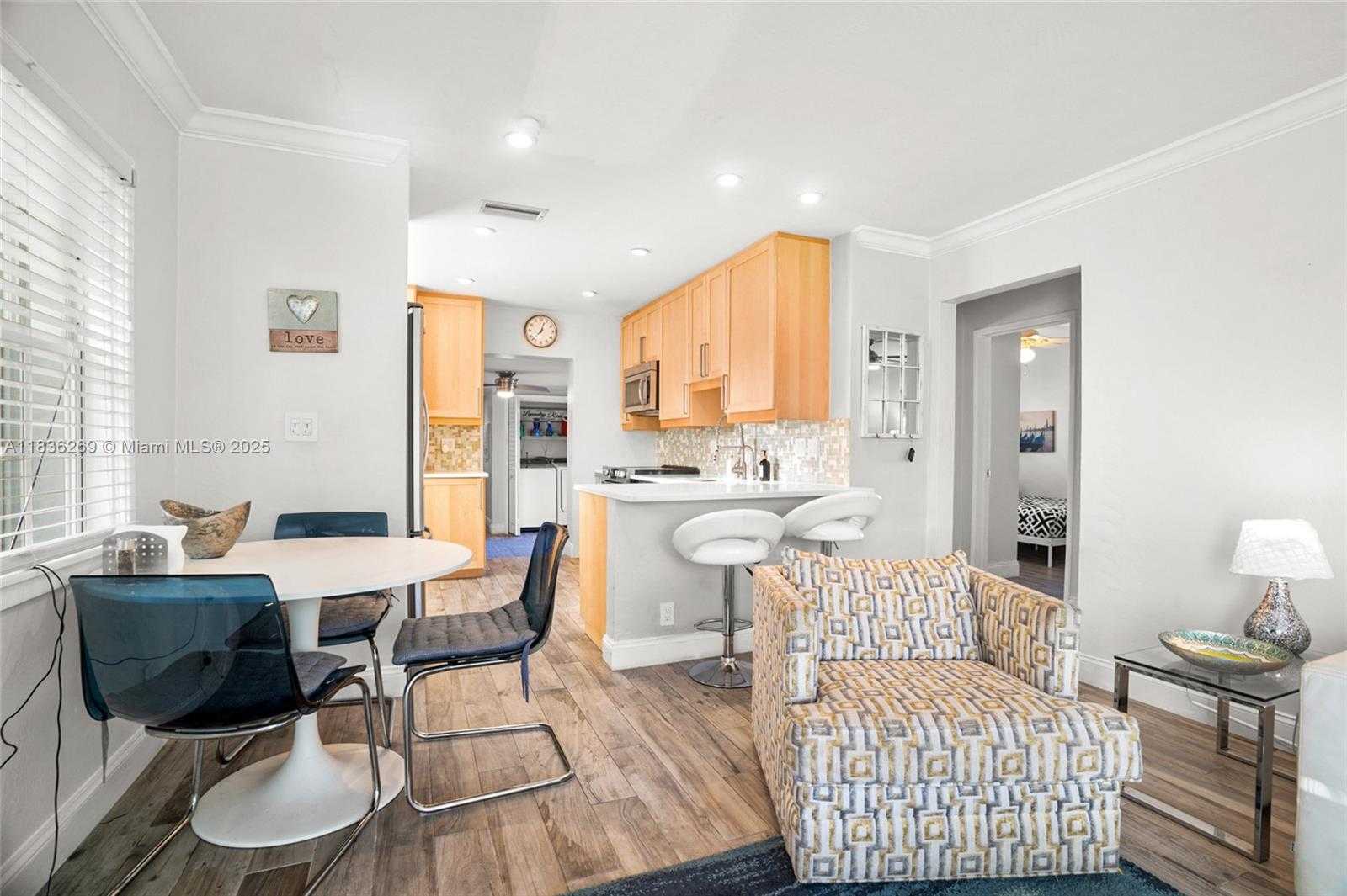 Small Image of 1611 MAYO STREEET, Hollywood Number 7
