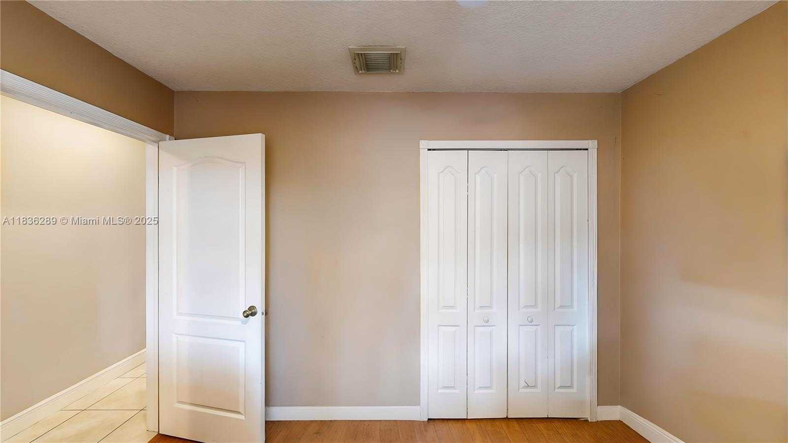 Small Image of 18741 SOUTH WEST 297TH ST, Homestead Number 34