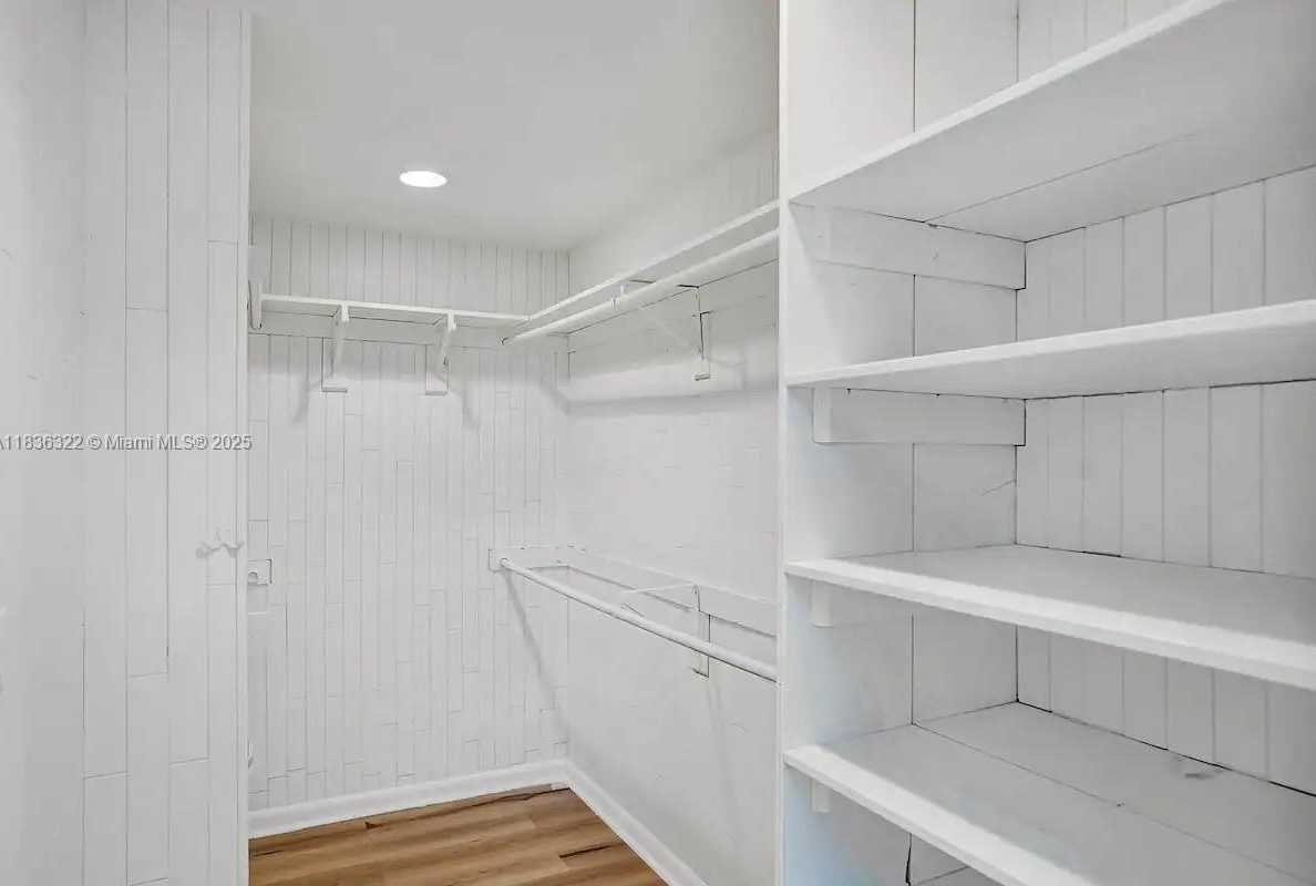 Small Image of 2120 SOUTH WEST 28TH WAY, Fort Lauderdale Number 17