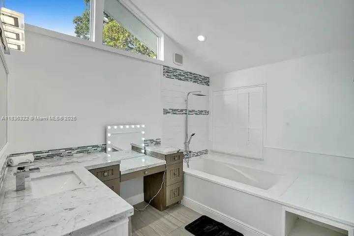 Small Image of 2120 SOUTH WEST 28TH WAY, Fort Lauderdale Number 19