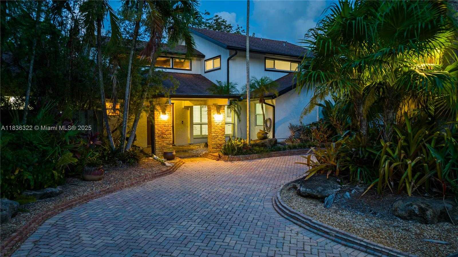 Small Image of 2120 SOUTH WEST 28TH WAY, Fort Lauderdale Number 2