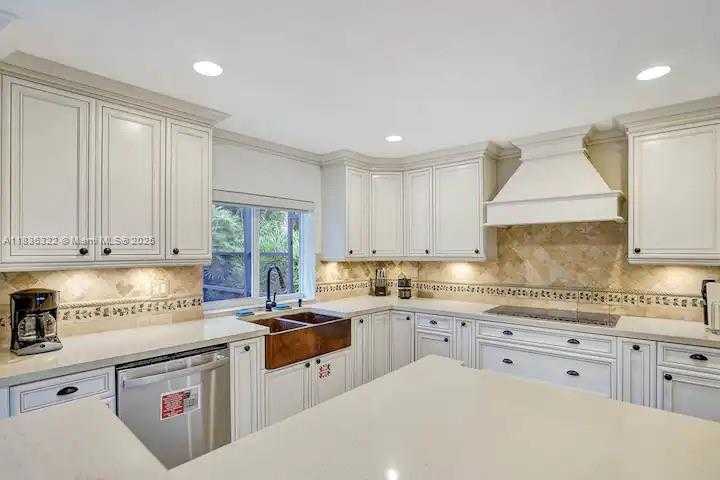 Small Image of 2120 SOUTH WEST 28TH WAY, Fort Lauderdale Number 4