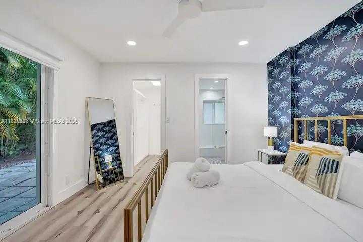 Small Image of 2100 SOUTH WEST 28TH WAY, Fort Lauderdale Number 16