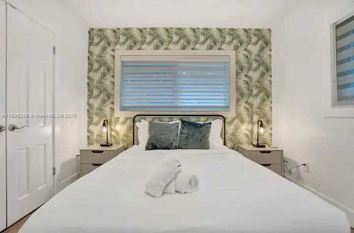 Small Image of 2100 SOUTH WEST 28TH WAY, Fort Lauderdale Number 30