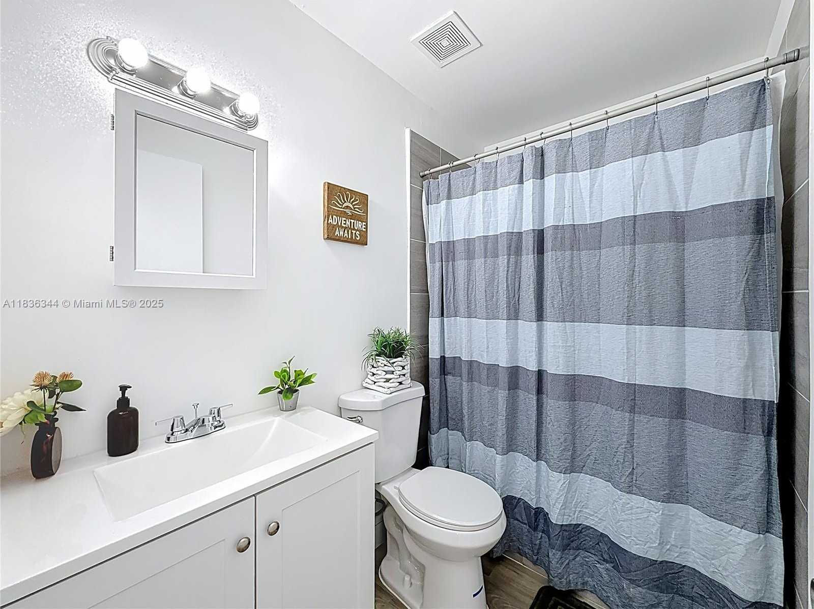 Small Image of 1309 SOUTH WEST 75TH AVE, North Lauderdale Number 23