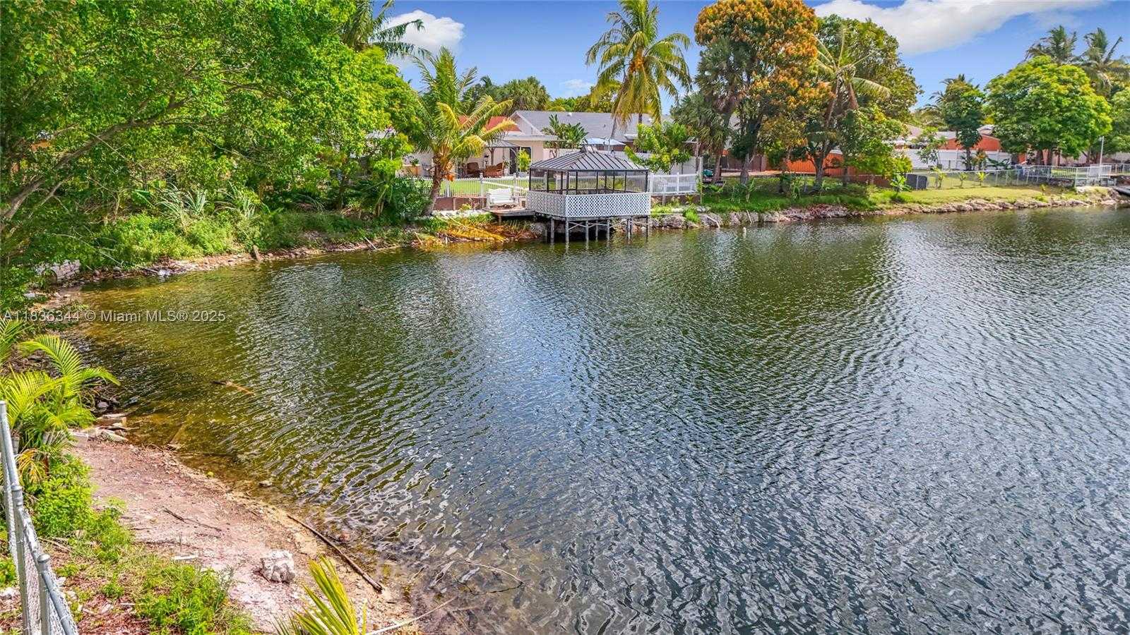 Small Image of 1309 SOUTH WEST 75TH AVE, North Lauderdale Number 3