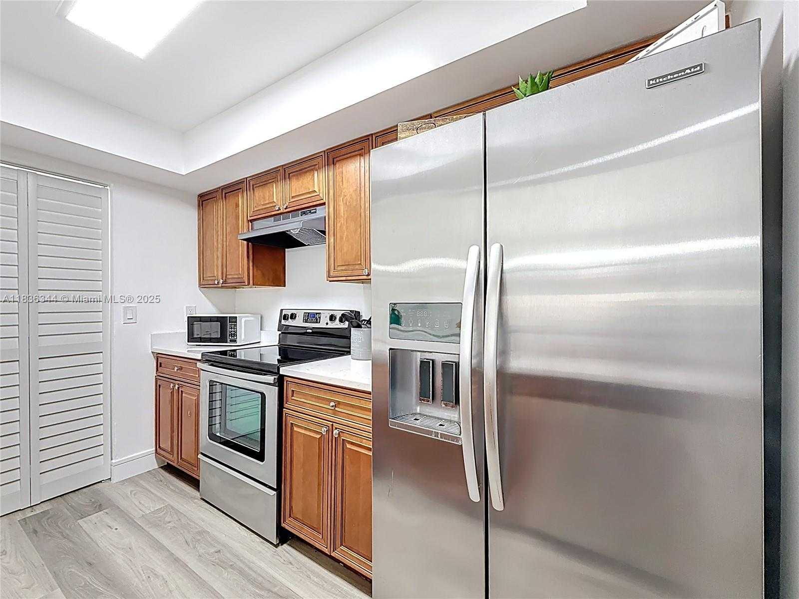 Small Image of 1309 SOUTH WEST 75TH AVE, North Lauderdale Number 6