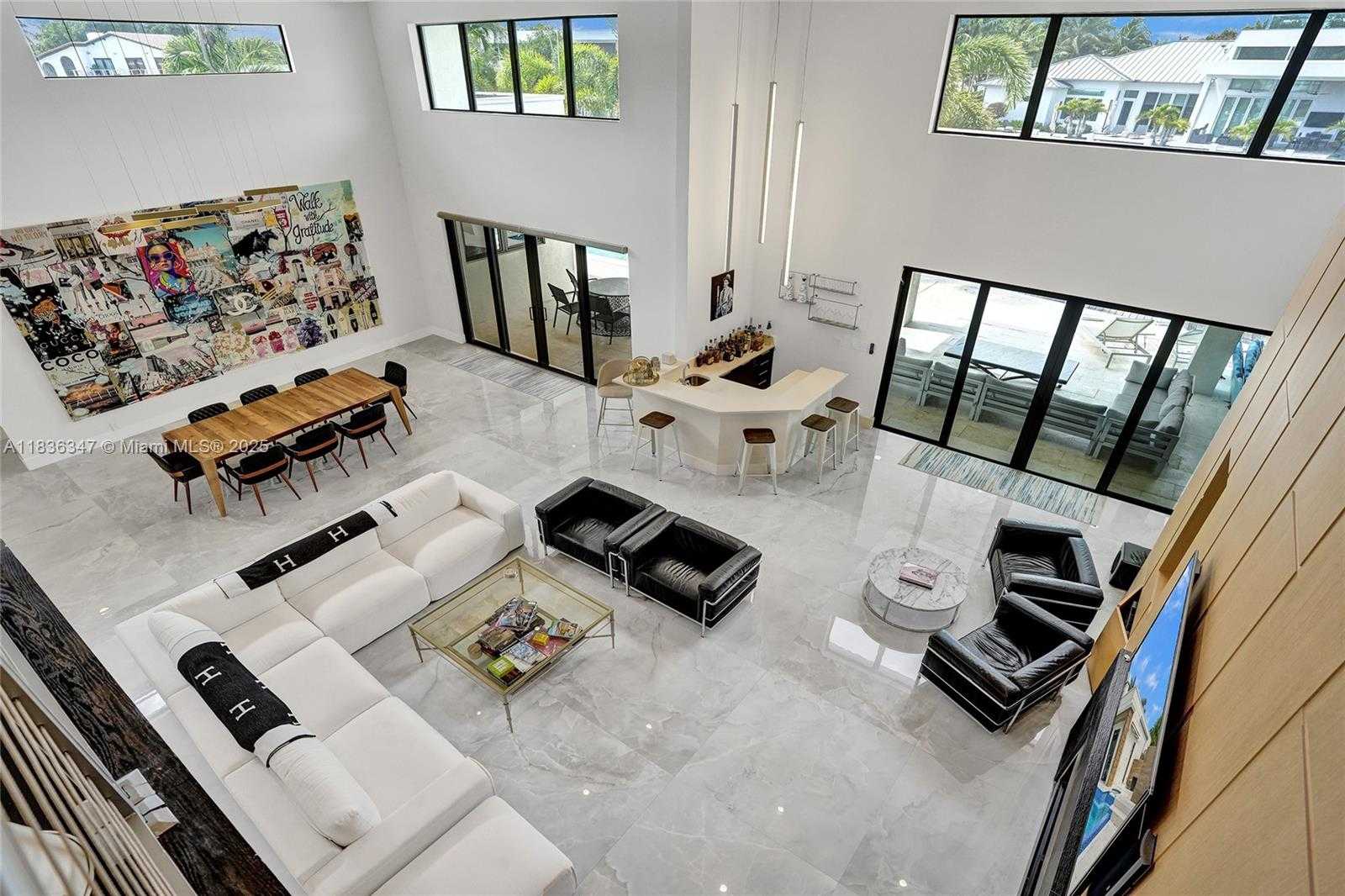 Small Image of 2340 AQUA VISTA BLVD, Fort Lauderdale Number 17