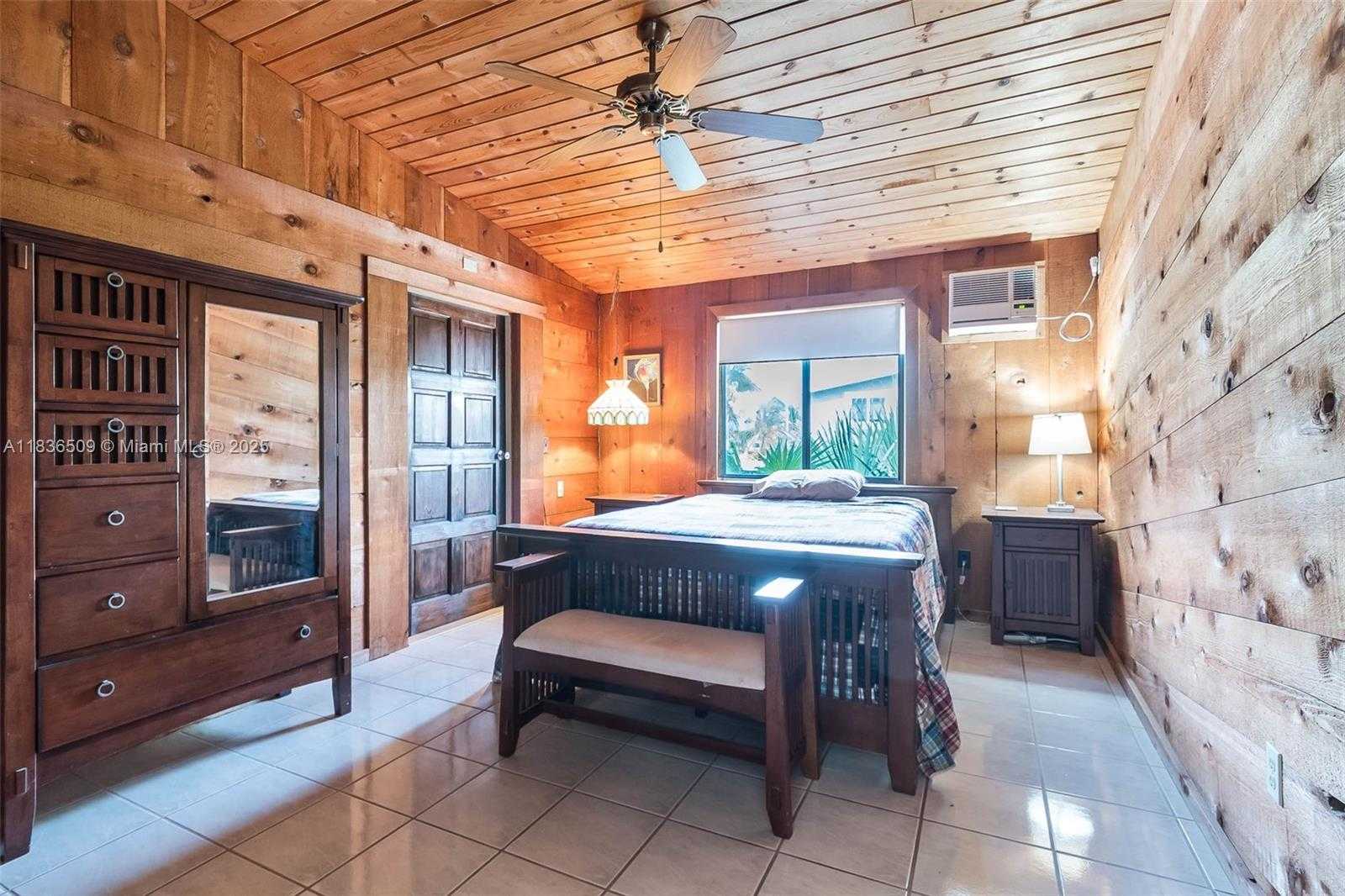 Small Image of 794 NARRAGANSETT LN, Key Largo Number 10