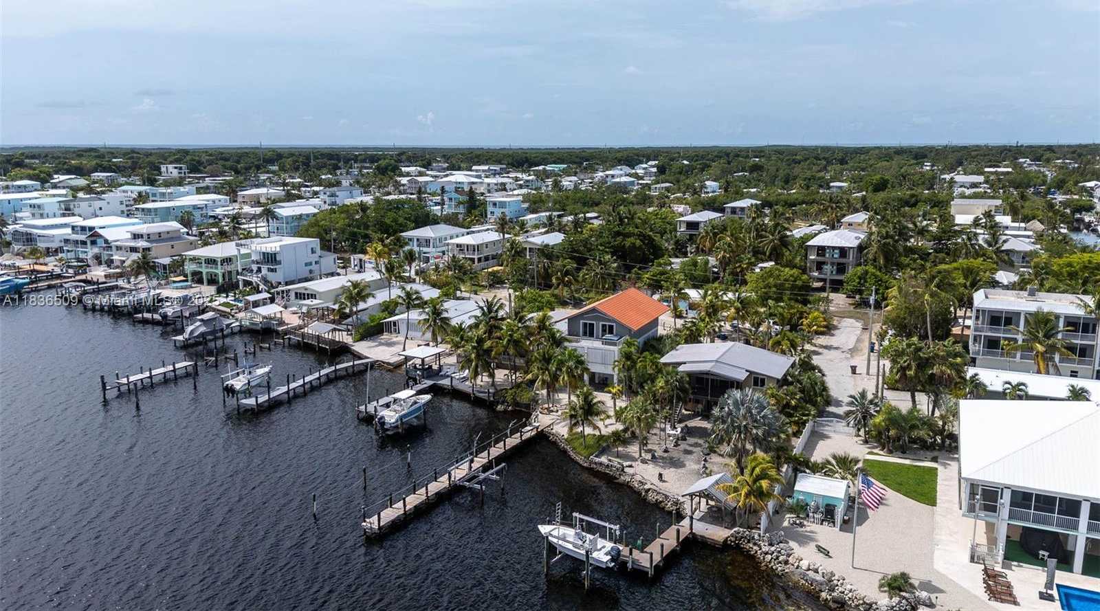 Small Image of 794 NARRAGANSETT LN, Key Largo Number 23