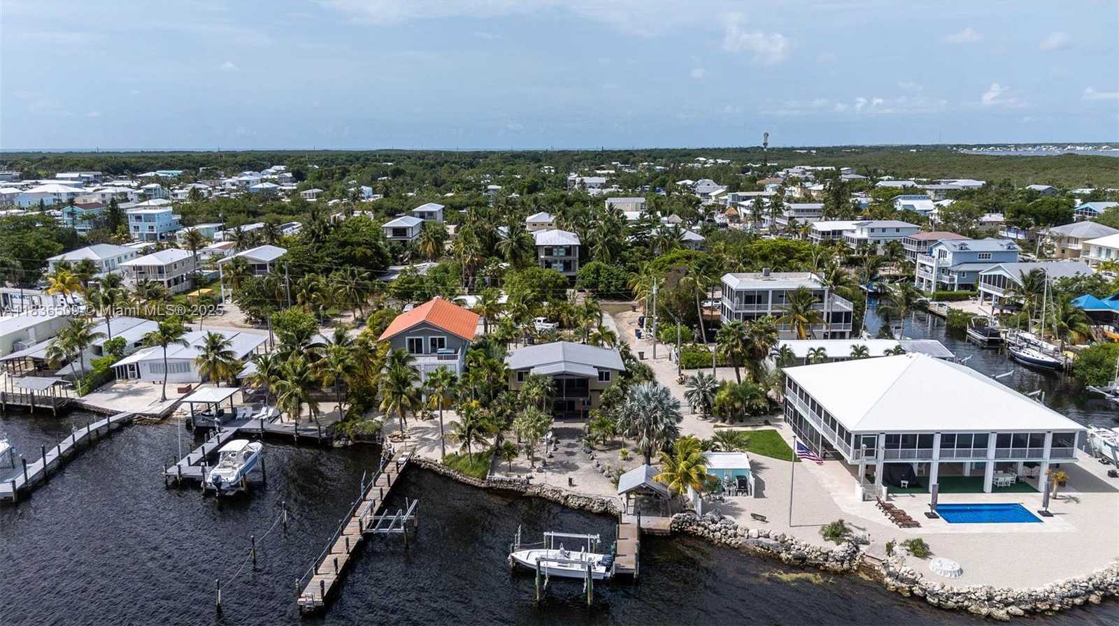 Small Image of 794 NARRAGANSETT LN, Key Largo Number 24