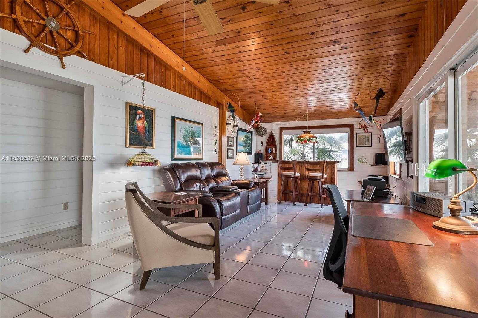 Small Image of 794 NARRAGANSETT LN, Key Largo Number 5