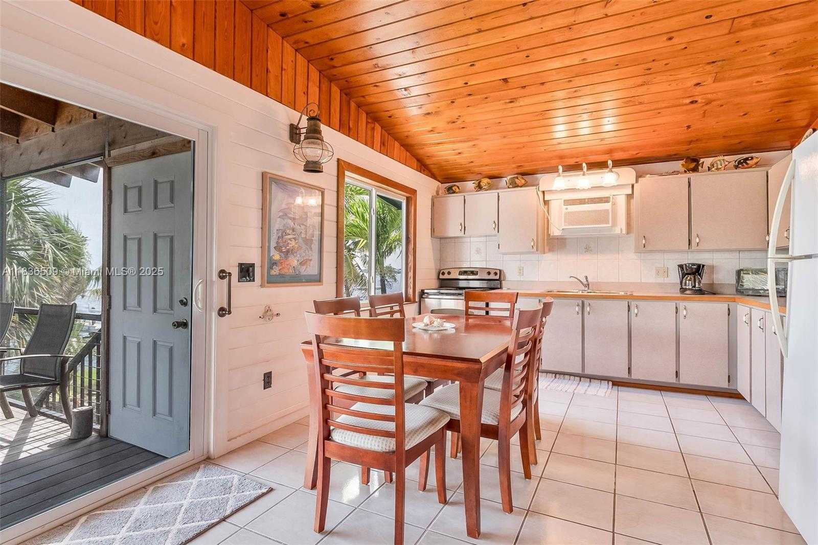 Small Image of 794 NARRAGANSETT LN, Key Largo Number 8