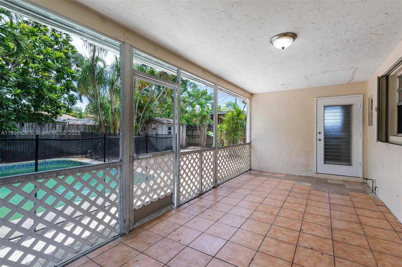 Small Image of 5456 NORTH WEST 1ST AVE, Oakland Park Number 12